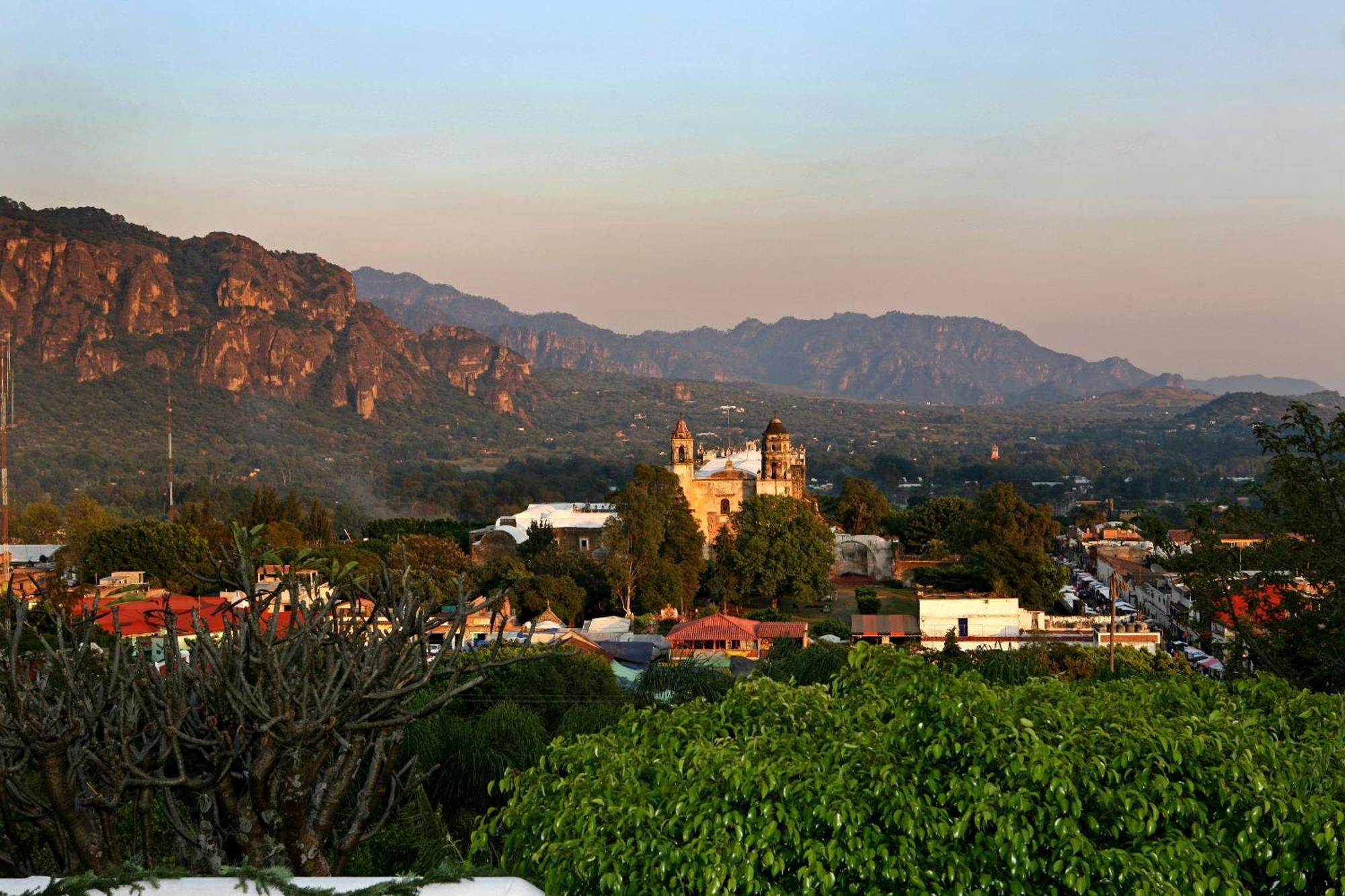 Posada Del Tepozteco - Hotel & Gallery Tepoztlán Exteriér fotografie